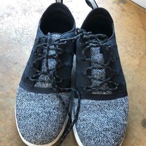 Under Armour women’s sneakers